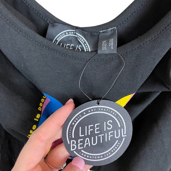 New Life is Beautiful Heart Scoop Neck Bodysuit Women's 6 - Picture 2 of 3